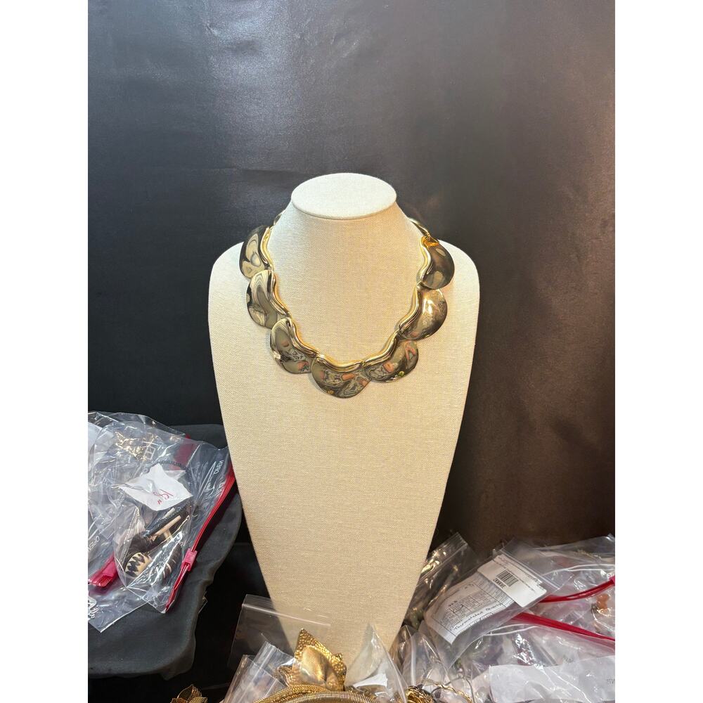 Vintage Runway Gold Tone Statement Necklace 152g 16.5”